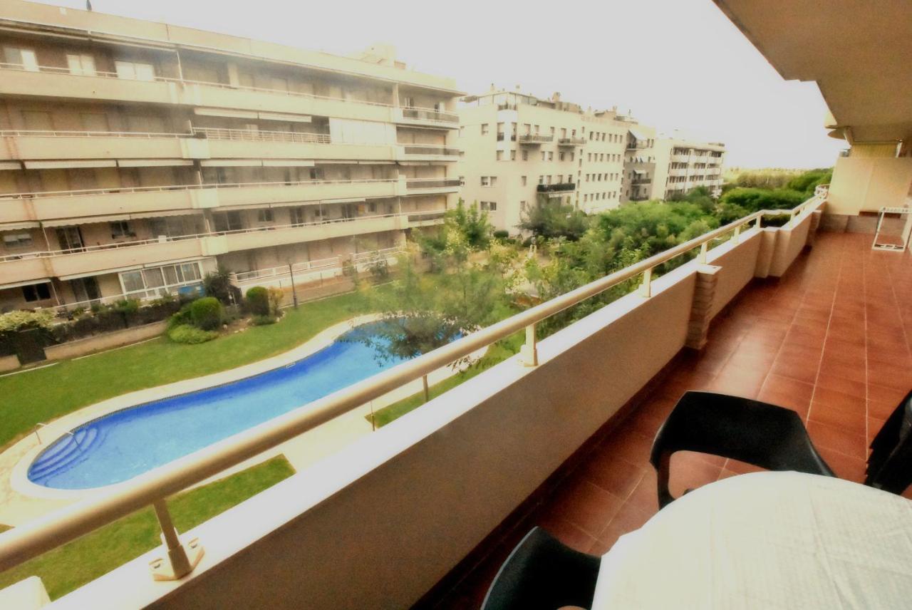 Apartamentos Sol Dorada Салоу Экстерьер фото